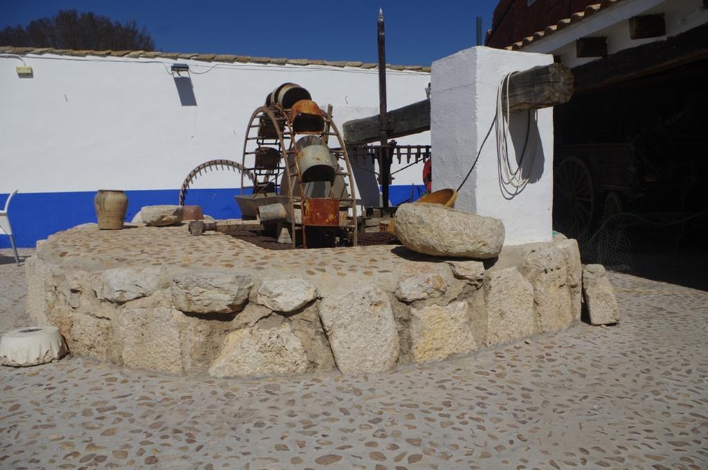 Hospederia Casa De La Torre Guest House El Toboso Exterior foto