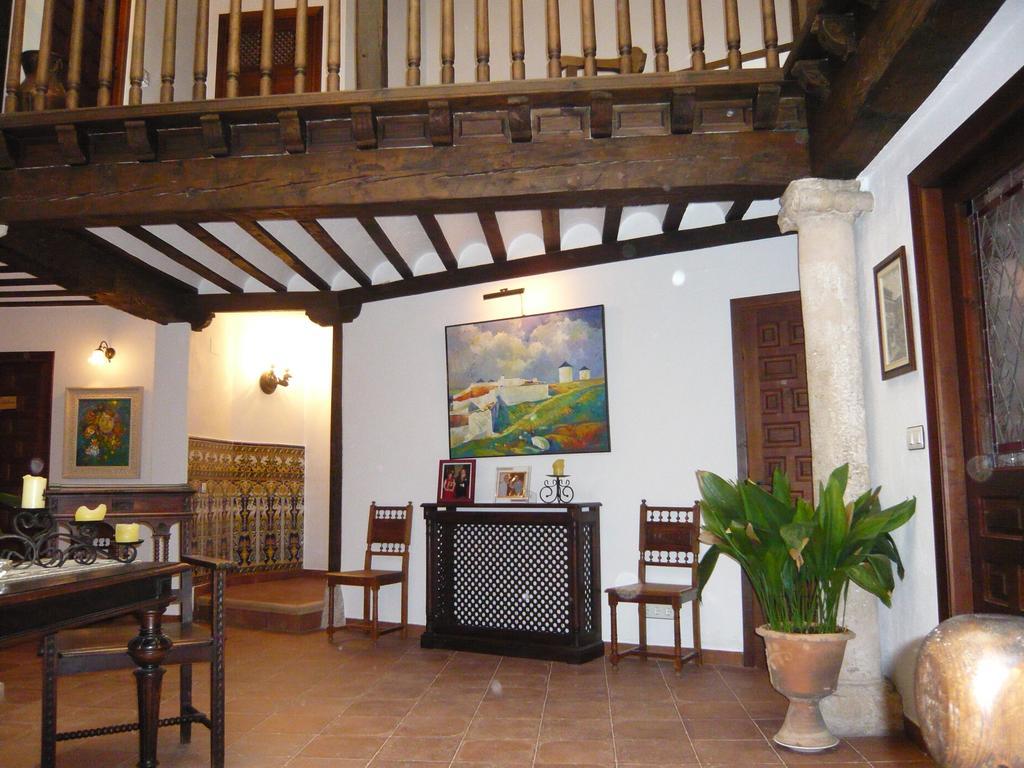Hospederia Casa De La Torre Guest House El Toboso Exterior foto